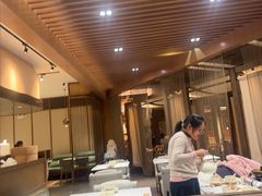-楚山晓·湖北菜(武汉光谷K11店)