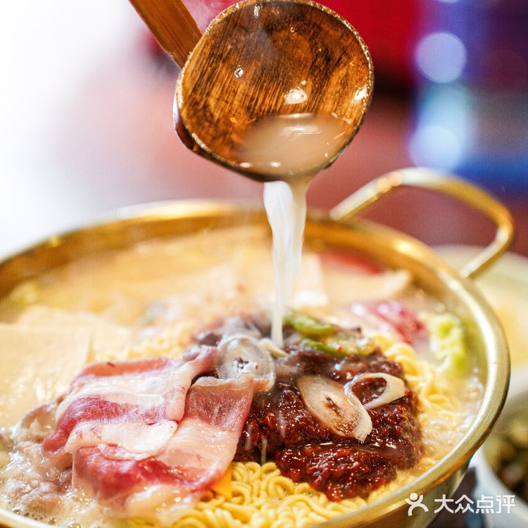 滨江天街的高丽夜市是这样的