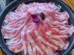 -老牌坊云南鱼豆花火锅(哈西万达店)