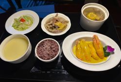-臻康乃馨月子中心(凯宾斯基店)