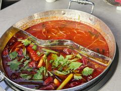 -伴山牛贵州黄牛肉火锅·苗疆非遗艺术餐厅(上海首店)