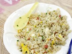 -江城燕子大排档(江汉路步行街店)