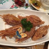 晚上和朋友一起聊聊天，听听歌，喝杯小酒