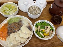 -雪梅月子中心(华侨城店)