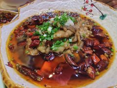 巴渝野菌烩鲜鱼-蘑菇私房菜小馆(杨家坪西城天街店)