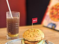 -必胜客(海雅PH店)