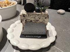 -W COLLECTIVE  DESSERT SHOP