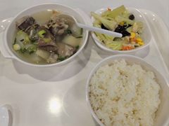 -浦东图书馆读者餐厅
