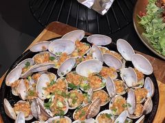 -何师烧烤Pro ·江湖川菜·小龙虾·精酿啤酒(太古里旗舰店)