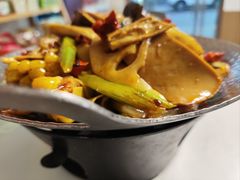麻辣香锅-天天向上素食餐厅(五台山店)