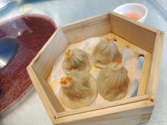 手拆蟹粉小笼包-粤海喜来登酒店·采悦轩中餐厅(天河城店)
