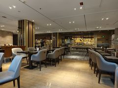 -航空港万怡酒店·万荟轩餐厅(航空港区远航路店)