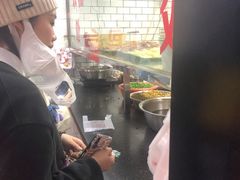 -覃肥叔桂林米粉(粮道街店)
