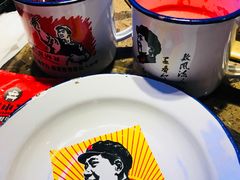 -沪小二炭火蛙锅(淮海中路美食不夜城店)
