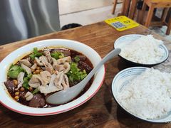 -朱大嘴肥肠血旺(福字街店)