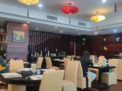 -聚春园自助餐厅(东街口店)
