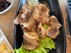 雪花肉-郑阿姨的家·이모네·韩料&烤肉(武川路店)