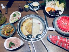 金典鸳鸯锅底-快乐小羊·内蒙牛羊肉火锅(流花中心店)