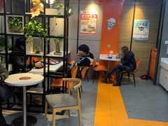 大堂-华莱士·全鸡汉堡(五号路店)