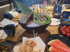 -湊湊火锅·茶憩(南京东路悦荟店)