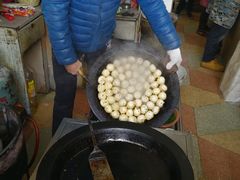 -老字号眼镜子煎包汤包店