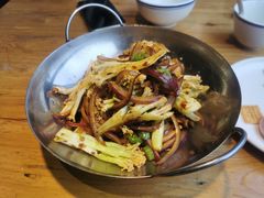 干锅有机花菜-吕氏疙瘩汤·私家菜馆(慈云寺店)