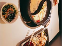 -钢管厂五区小郡肝串串香(蜀都万达店)