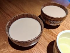 -娜仁图雅蒙古美食村(33小镇店)