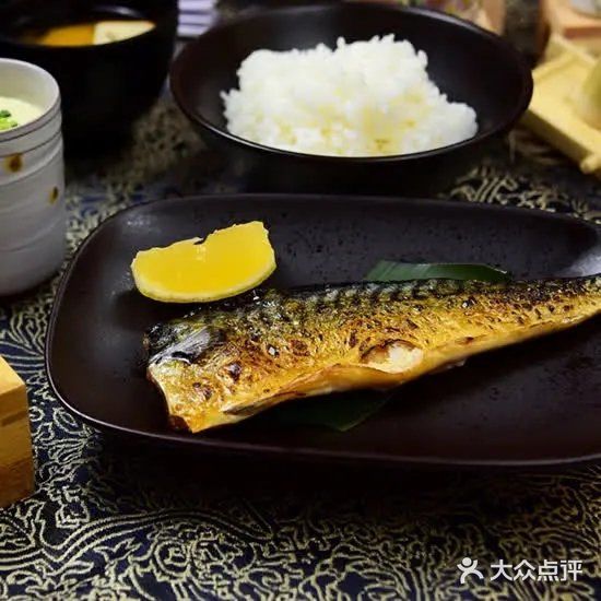 大隐于市静安暻阁酒店，环境清幽，人均¥150享酒店招牌日料