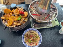 -撒拉人家.酸菜牦牛肉火锅