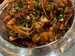 -凤凰路何眼镜香辣蟹(花果园店)