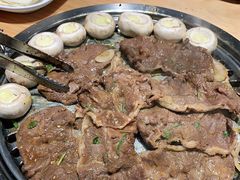 -极简·炭火烤肉主题餐厅·龙虾烧烤·烤羊排(宝龙店)