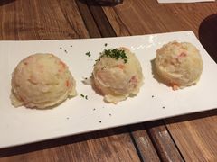 -玛格萝妮(汇智国际商业中心店)