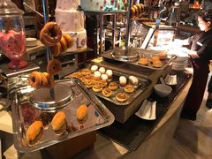 自助取餐区-OPEN開全日自助餐厅·牛肉火锅·海鲜(佛山希尔顿酒店)