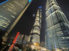 -陆家嘴空中步行连廊
