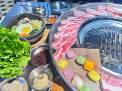 -哈哈碳都·牛肋条无限自助烤肉(宝龙店)