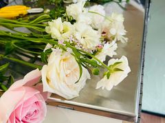 -亭亭鲜花店(中山北路店)