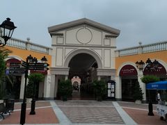 -佛罗伦萨小镇广佛名品奥特莱斯(疏港路店)