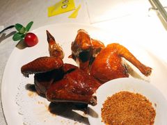 玻璃脆皮乳鸽-粤秀餐厅(国货店)