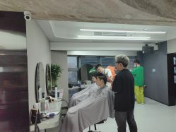 -宫铭烫发染发接发店