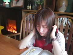 -拾光序城市高空观景民宿(贵阳小河长江路地铁站店)