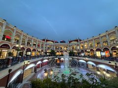 -佛罗伦萨小镇广佛名品奥特莱斯(疏港路店)