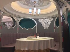 -哈啾嗨·新概念蒙餐(红星新城店)