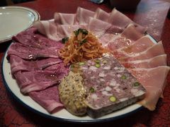 -羽深肉铺 Steak & Wine