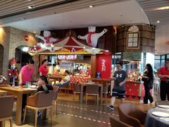 -东方明珠·可口可乐欢乐餐厅