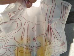 -蜜蜂小象·榴莲千层蛋糕(时代汇11栋店)