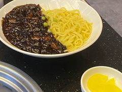 韩式炸酱面-本家·添百客韩国料理(泰然店)