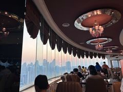 -荣誉国际酒店-云顶旋转餐厅