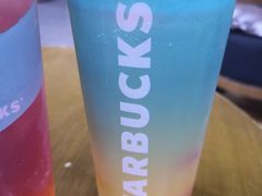 -星巴克臻选(郑州中原万达店)