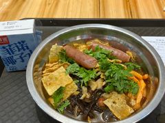 -柳州肥姨妈大骨螺蛳粉(江宁万达店)
